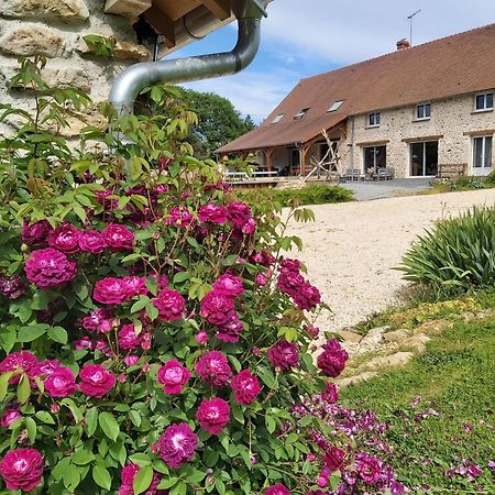 Le Pre De La Rue Bed and Breakfast Bouesse Eksteriør billede