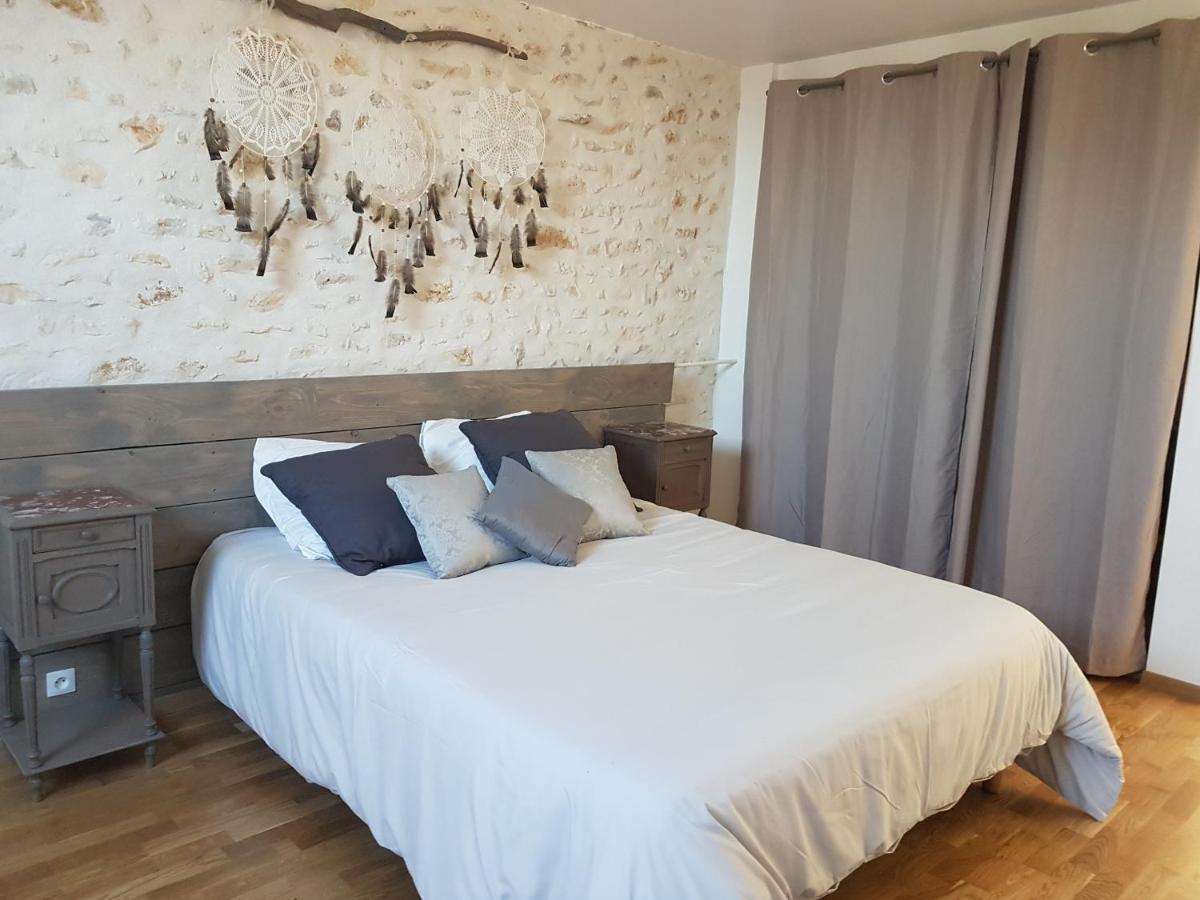 Le Pre De La Rue Bed and Breakfast Bouesse Eksteriør billede